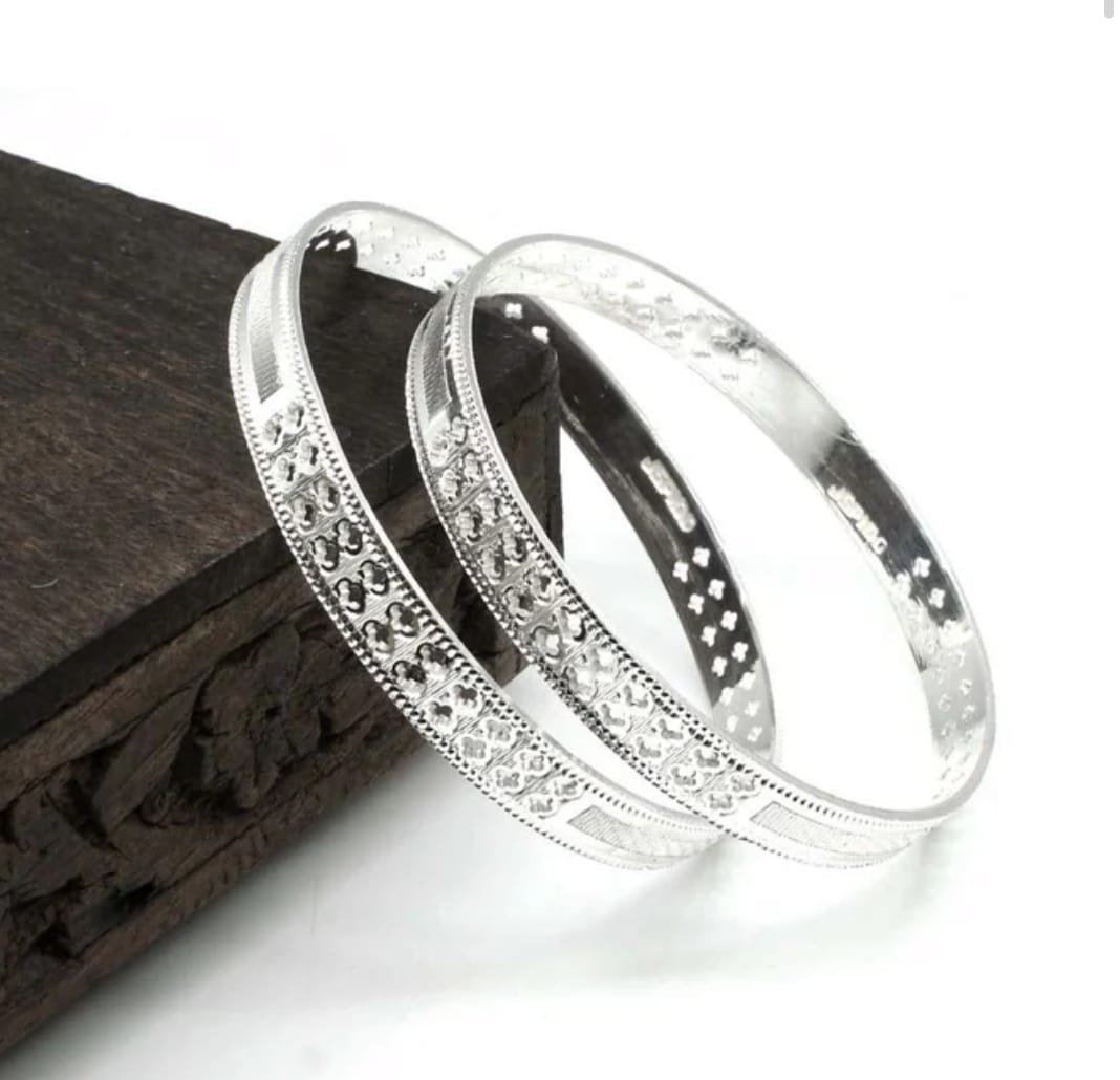 Ladies Bangle 3